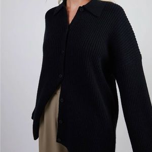 Oak + Fort Collared Knit Button-up Sweatet